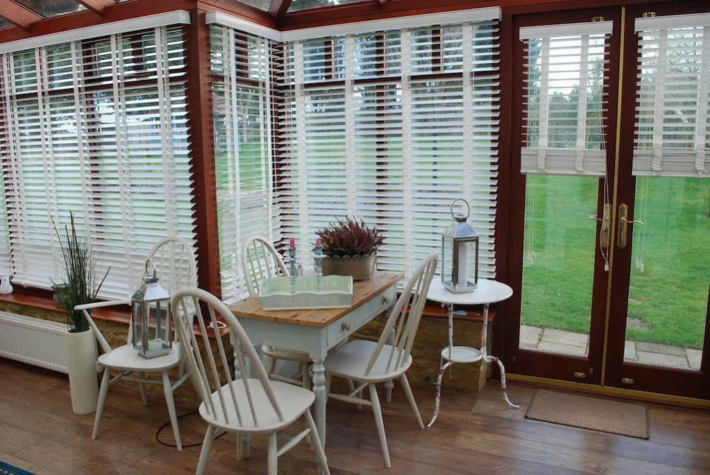 Stoneleigh Barn Bed And Breakfast Sherborne  Exterior photo