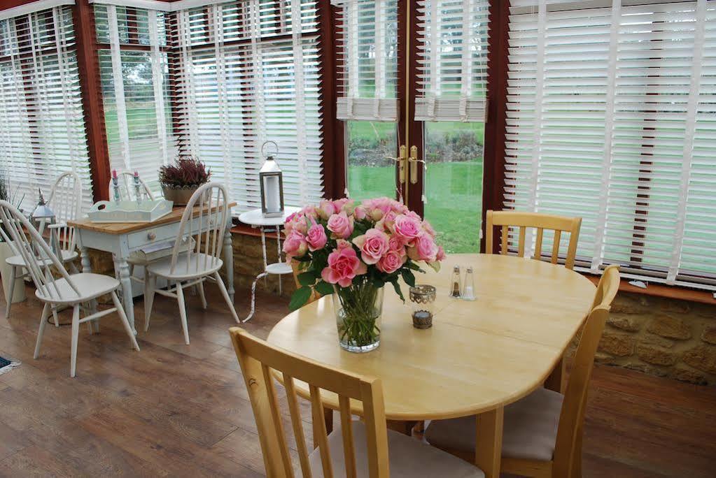 Stoneleigh Barn Bed And Breakfast Sherborne  Exterior photo