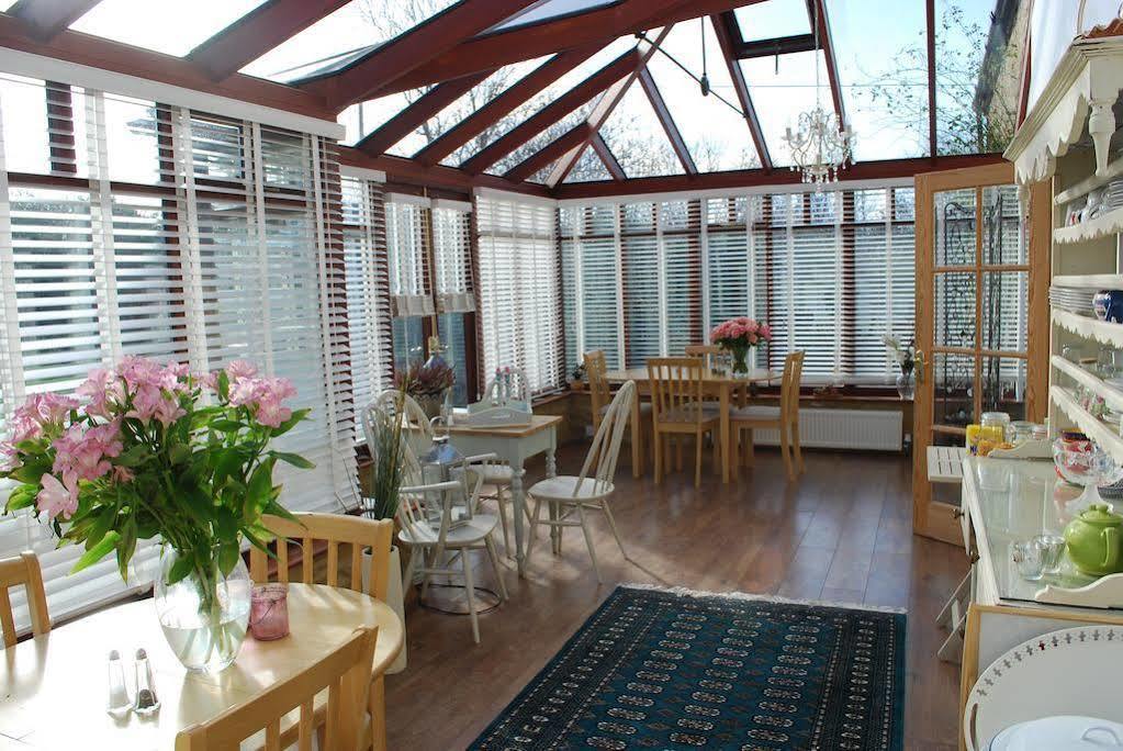 Stoneleigh Barn Bed And Breakfast Sherborne  Exterior photo